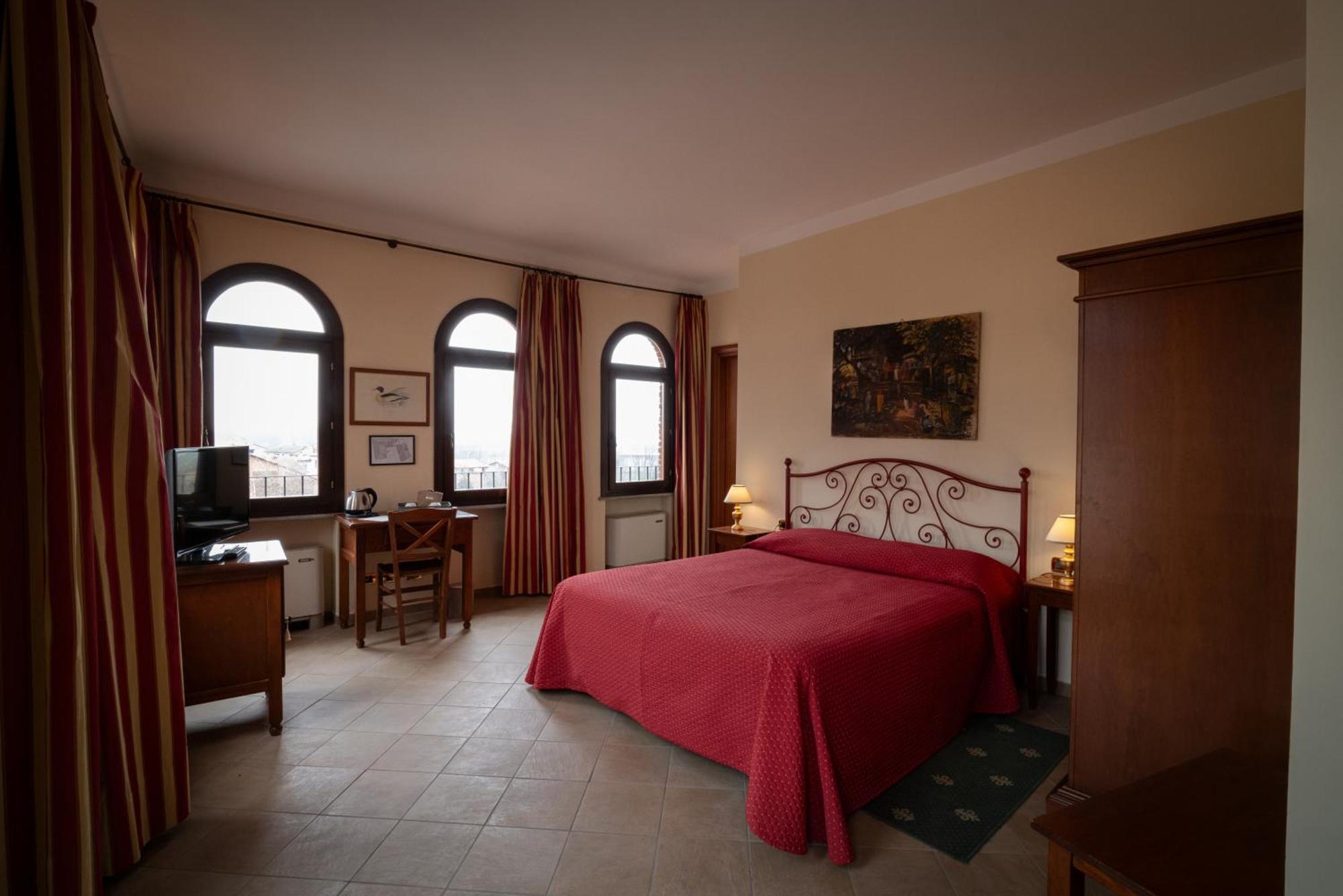 Villa Soleil Colleretto Giacosa ภายนอก รูปภาพ